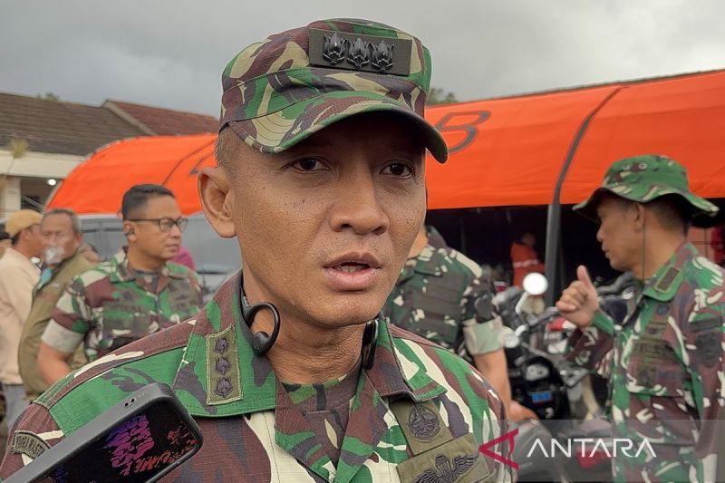 TNI telusuri 23 anggota hilang diduga akibat longsor Cisarua Bandung