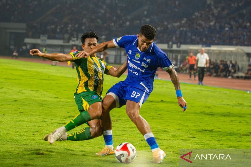 Super League - Persib Bandung kembali puncaki klasemen