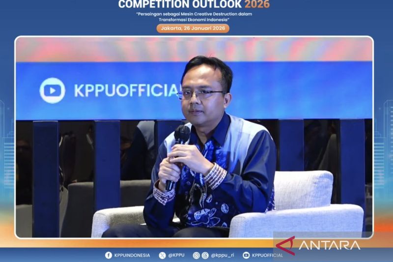 Guru Besar Unpad sebut persaingan usaha sehat pacu efisiensi dan inovasi