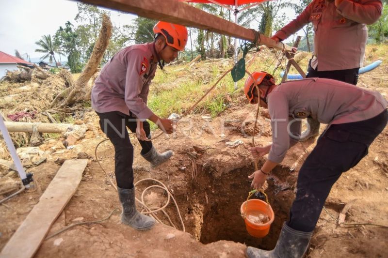 Pembuatan sumur galian untuk kebutuhan air bersih di Palembayan