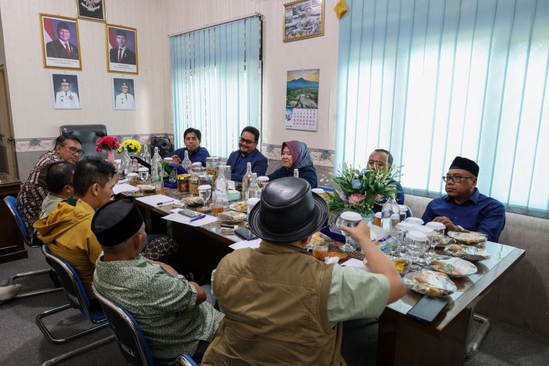 DPRD Jabar sebut lemahnya pendataan lulusan SMK hambat serapan kerja