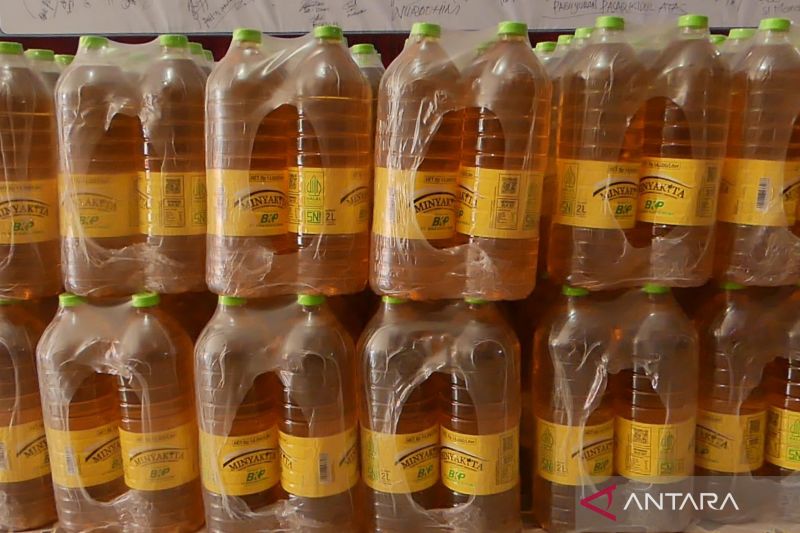 Bulog Magelang gelontorkan 4 ribu liter MinyaKita - ANTARA News Jateng