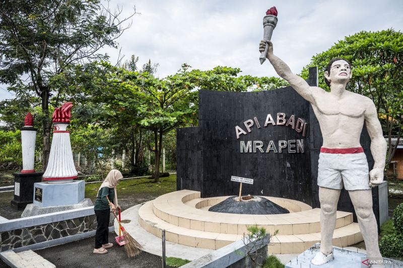 Api Aabda Api Abadi Mrapen padam akibat suplai gas alam tertutup lumpur - ANTARA News