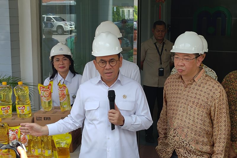 Mendag minta produsen perbanyak merek alternatif pendamping Minyakita