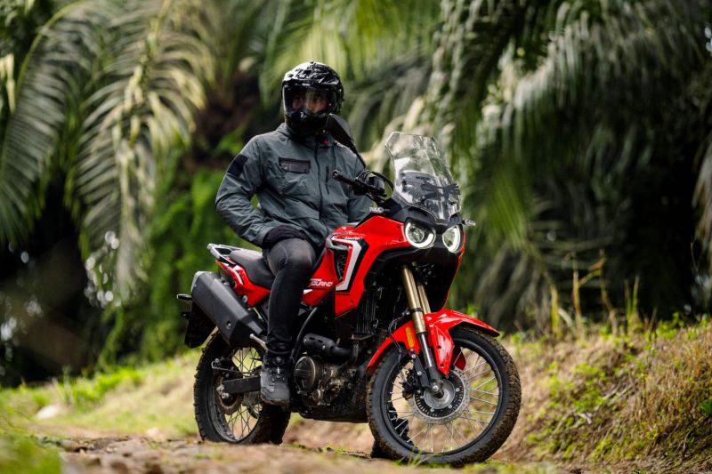 Targetkan 24 Ribu Unit, QJMotor Indonesia Luncurkan Dua Produk Baru di Bali