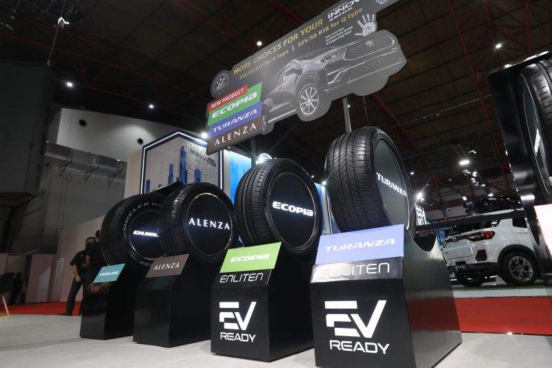 Bridgestone bawa ban untuk mobil ramah lingkungan di IIMS 2026