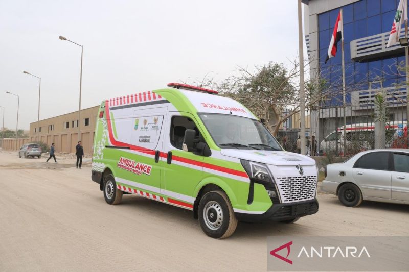 Baznas RI kirim ambulans bantuan warga Karawang untuk masyarakat Gaza