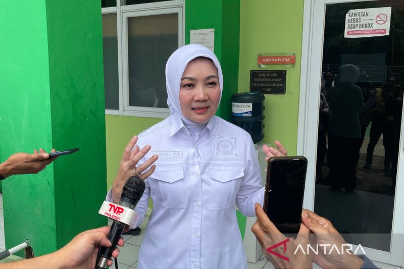 Anggota DPR mendorong program MBG jangkau Sekolah Rakyat di Cirebon