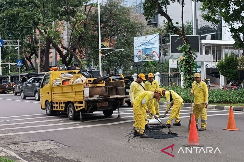 Bina Marga DKI: Tanah tak stabil picu pembentonan di Jalan Kebon Sirih