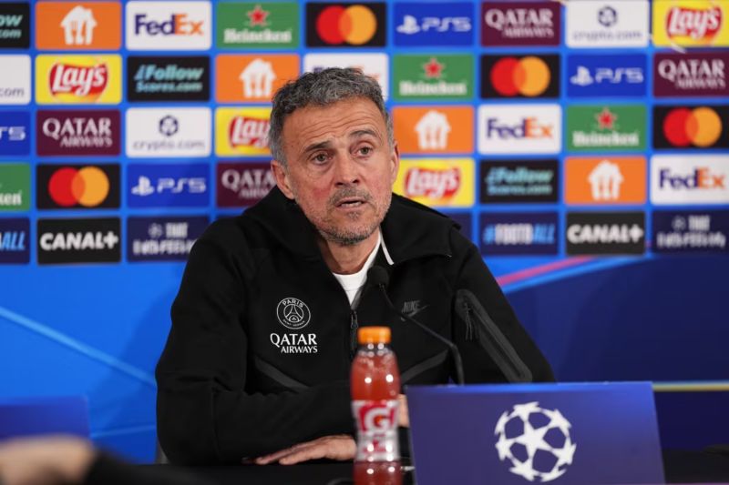 Luis Enrique puji keseriusan tim saat PSG tundukkan Metz