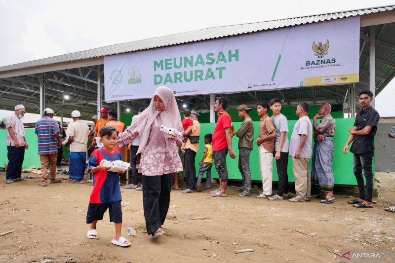 Masyarakat Pidie Jaya berbuka puasa di meunasah darurat Baznas