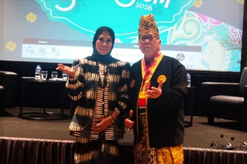 Tabalong designer promotes sasirangan in Malaysia, Singapore