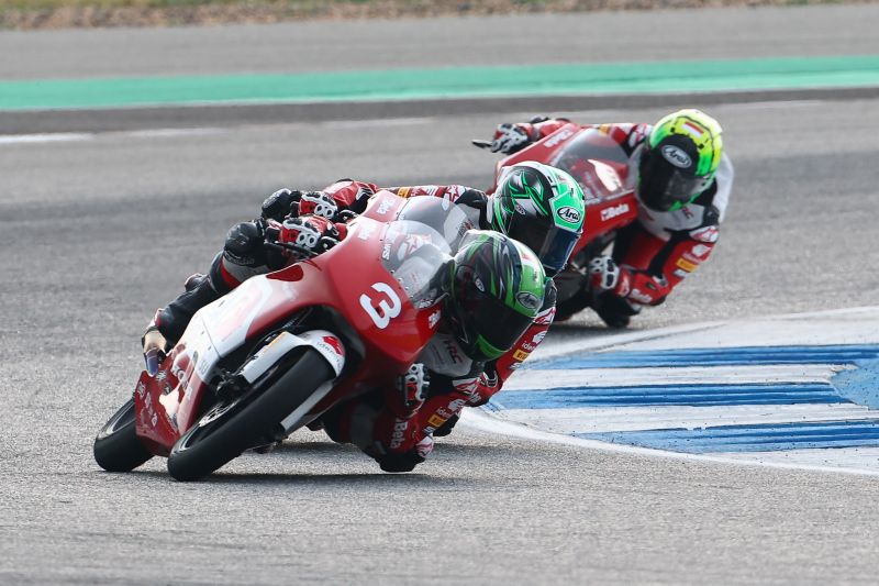 IM4AC Buriram - Pembalap Indonesia Bintang Pranata finis podium ketiga