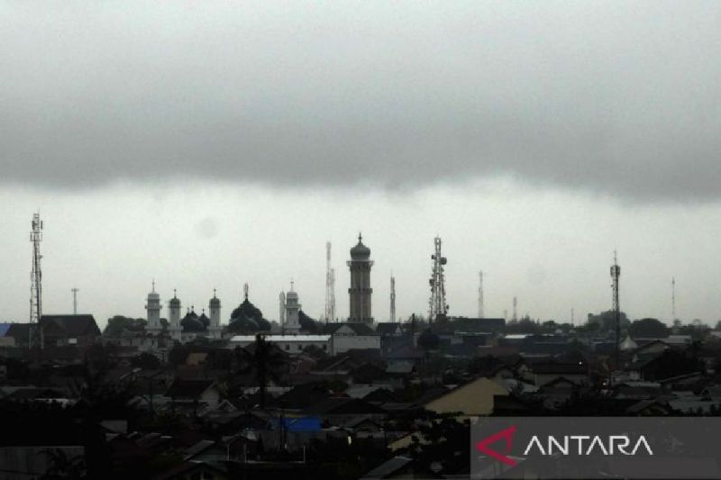 Prakiraan Cuaca Bandung hari ini dan Jabar: Waspada Hujan Sedang