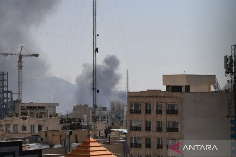 Iran lancarkan gelombang serangan ke-9 ke Israel-AS di Timur Tengah