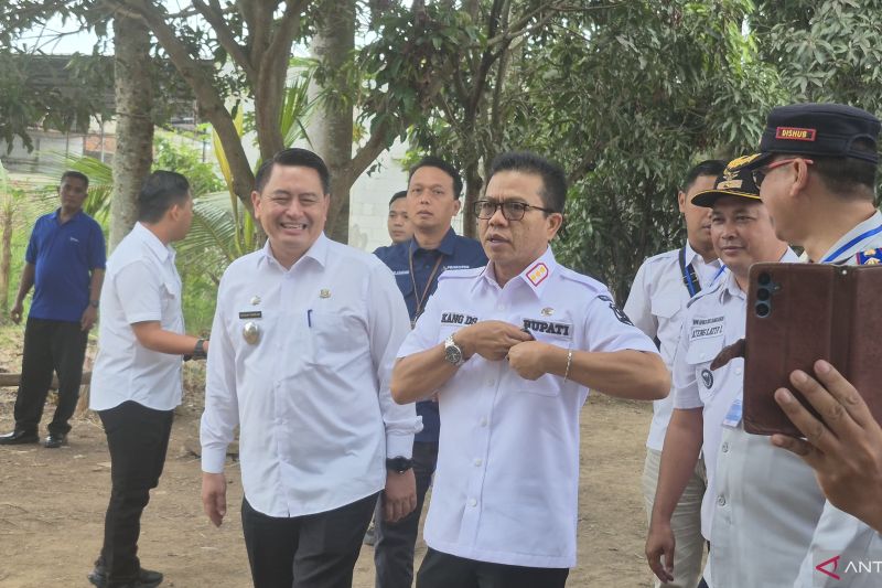 Bupati Bandung mencatat 1,2 juta warga telah menikmati program MBG
