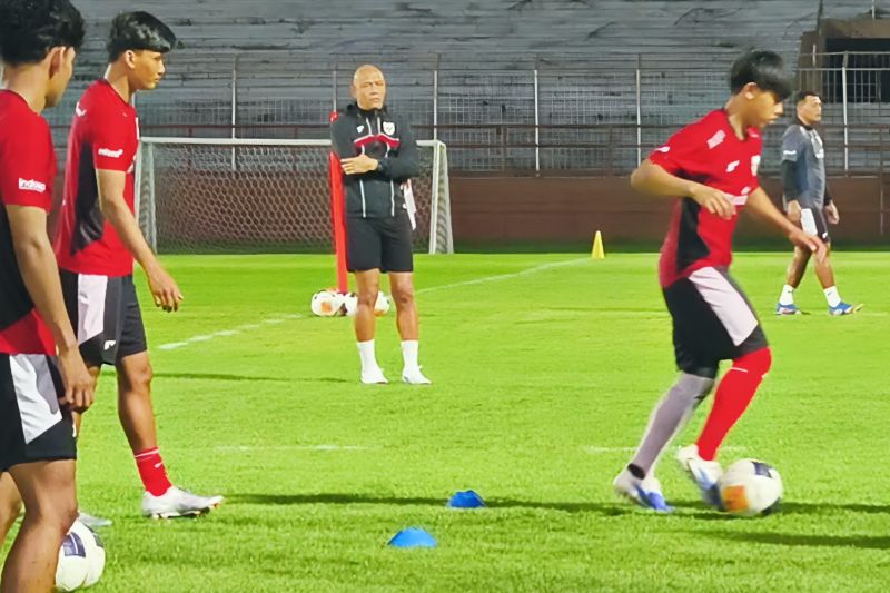 Nova Arianto selaraskan filosofi timnas U-20 dengan timnas senior