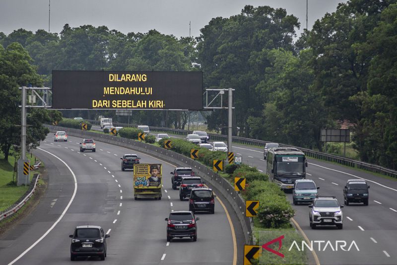 Arus mudik di Tol Purbaleunyi
