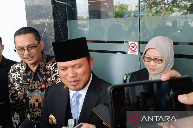 Gubernur Kaltim tuntaskan pengembalian mobil meski disorot lagi