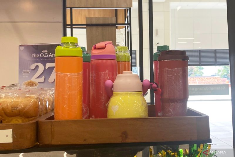 apakah-perlu-mencuci-botol-tumbler-tiap-hari