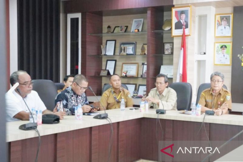 ULM dan Pemkab Balangan lengkapi dokumen PSDKU jelang visitasi