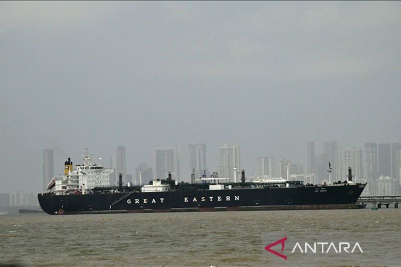 Harga minyak dunia turun drastis menyusul gencatan senjata