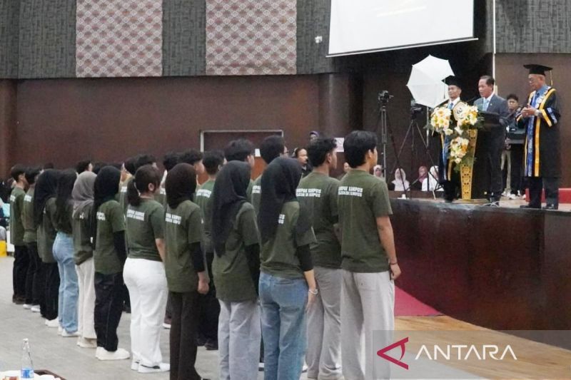 Menteri Lingkungan Hidup kukuhkan Mahasiswa Penggerak Pilah Sampah di ULM