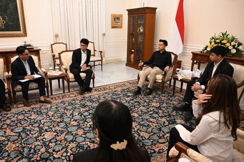 Gibran dorong literasi AI inklusif hadapi disrupsi digital