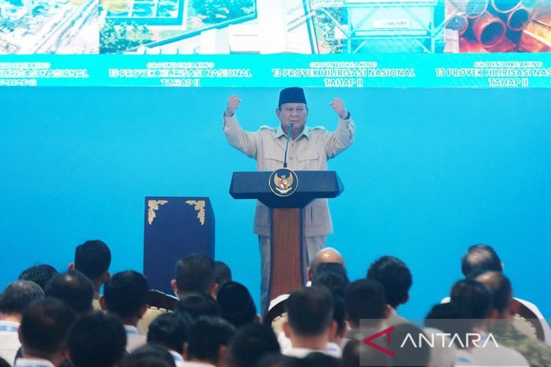 Prabowo ultimatum pejabat-ilmuwan tak patriotik untuk keluar barisan
