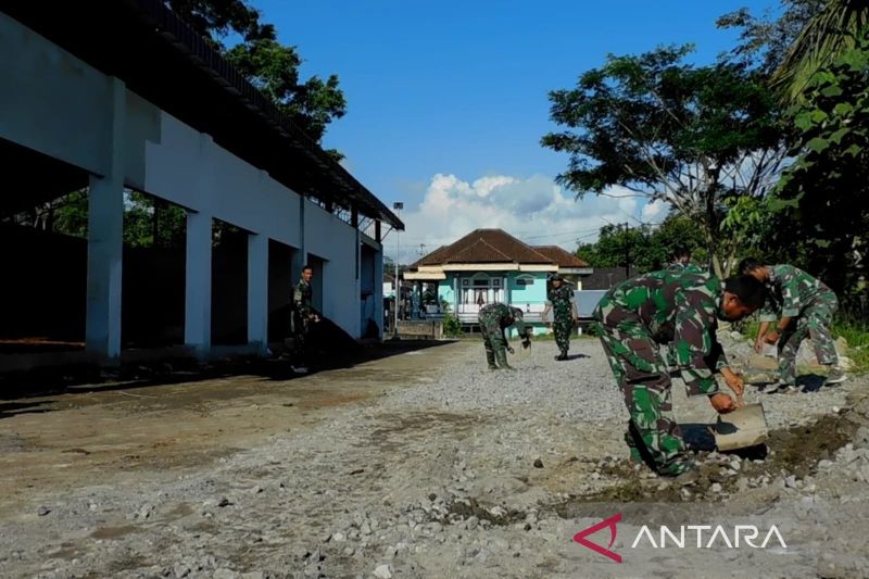 Dibangun di Jalan Umum! Dandim Temanggung Bilang 'Sudah Prosedur'