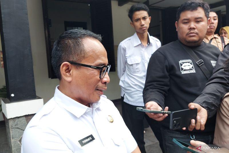 Disdik Jabar pastikan KBM SMAN 28 Bandung berjalan meski numpang di SMAN 23 Bandung