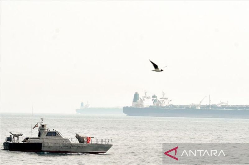 IRGC: Jalur selatan Selat Hormuz telah dipasangi ranjau