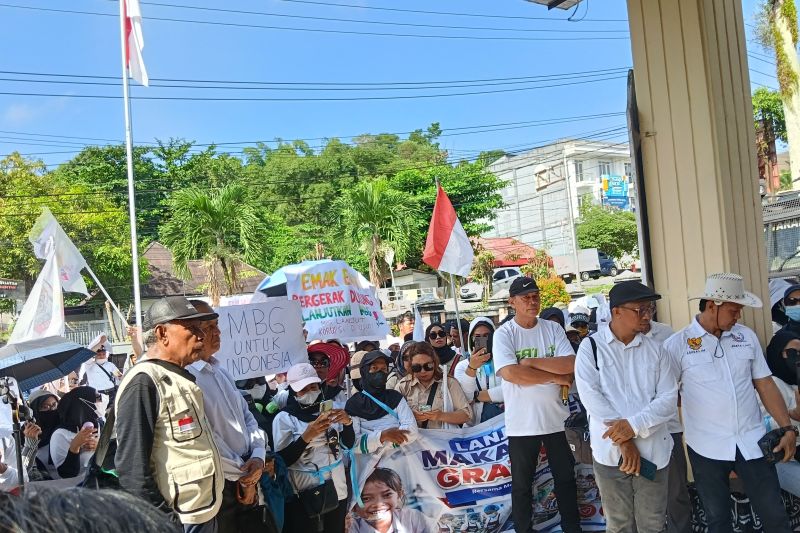Aliansi Masyarakat Peduli Kota Tarakan Lakukan Aksi Damai Dukung MBG