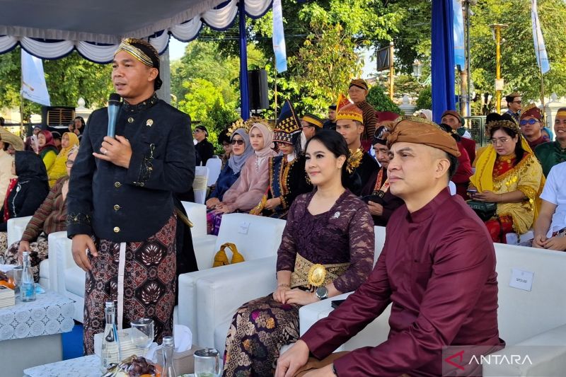 Harganas ke-33, Mendukbangga Ajak Keluarga Hidupkan Kembali Percakapan di Meja Makan