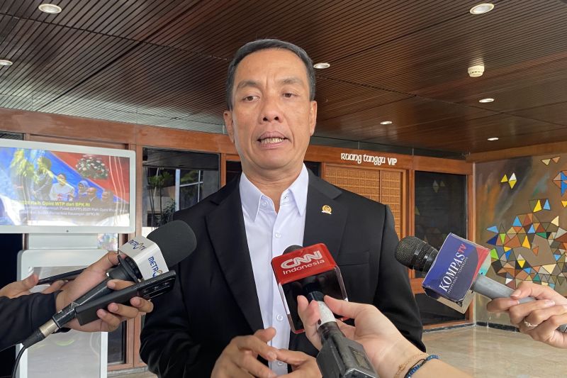 dpr-ri-gubernur-bi-baru-harus-jaga-independensi-bank-sentral