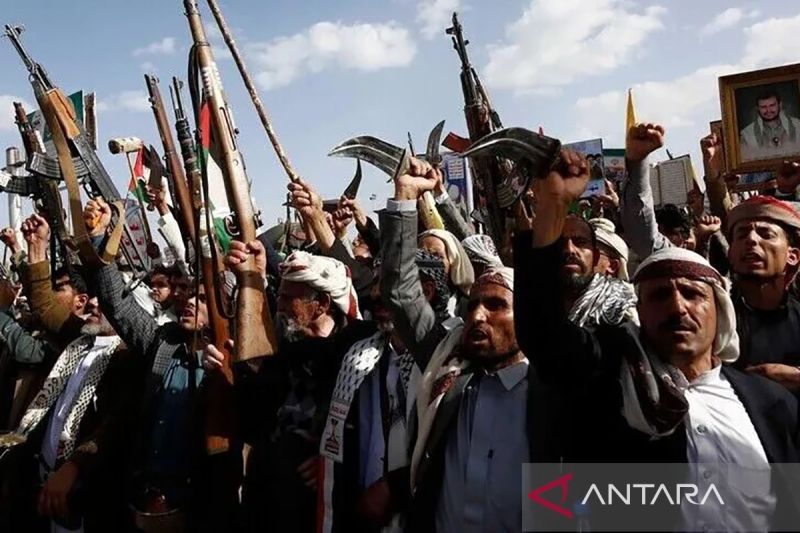 Lalu lintas kapal di Bab al-Mandab turun 56 persen usai embargo Houthi