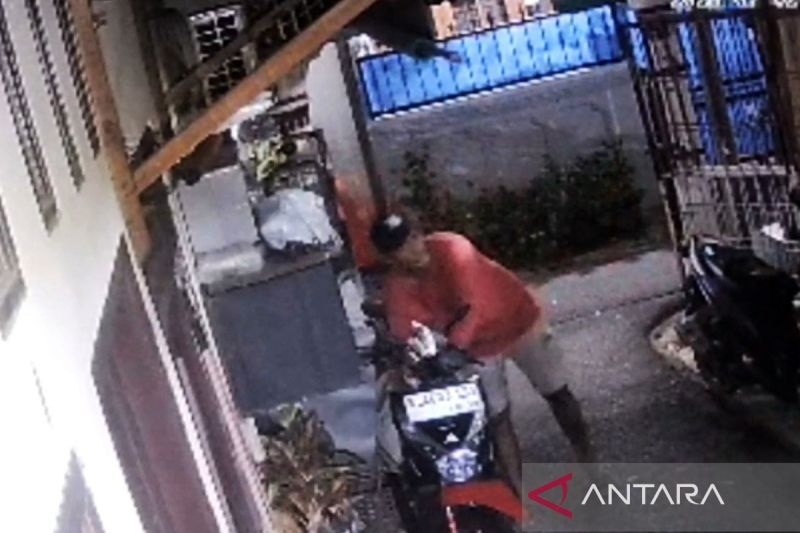 maling-kembali-gasak-sepeda-motor-di-kemanggisan