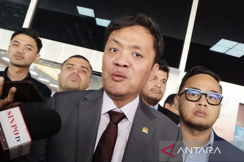 Kemarin, surpres penggantian Kapolri hingga harga BBM subsidi tak naik