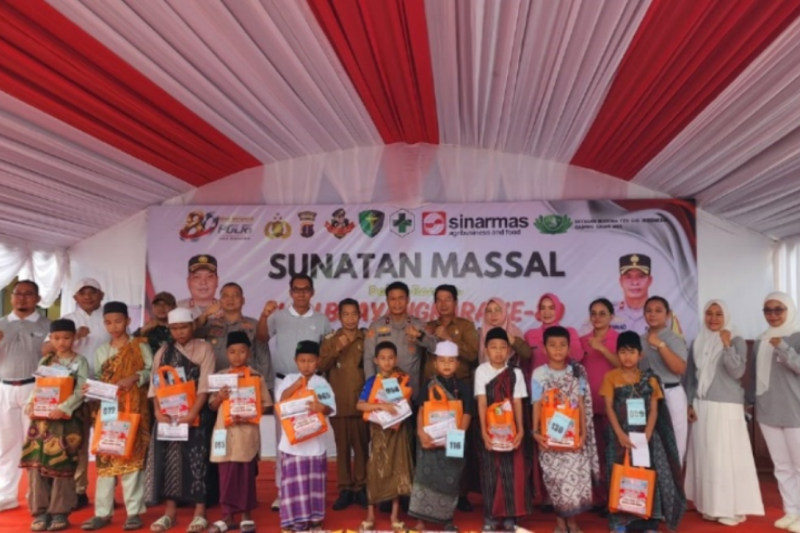 Kolaborasi lintas sektor beri layanan sunatan massal 202 anak di Kutai Timur