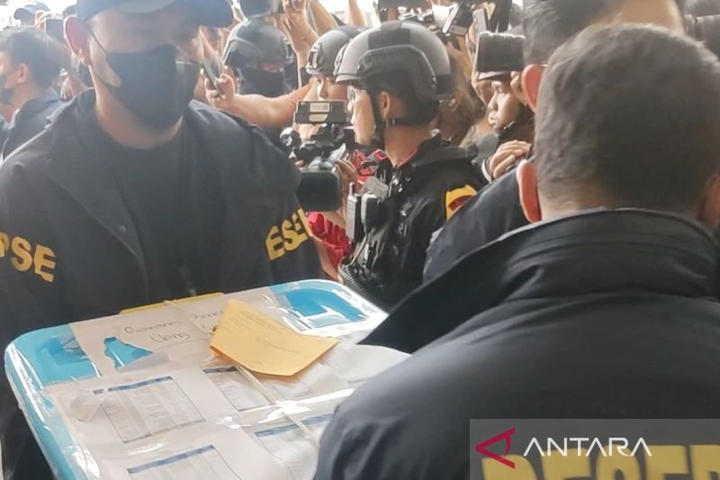 Polri limpahkan tersangka Don Ritto dan barang bukti ke Kejagung