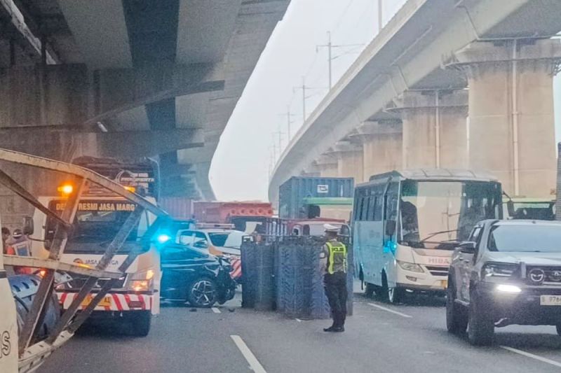 Jasa Marga bergerak cepat terkait kecelakaan di Km 26 B Tol Japek