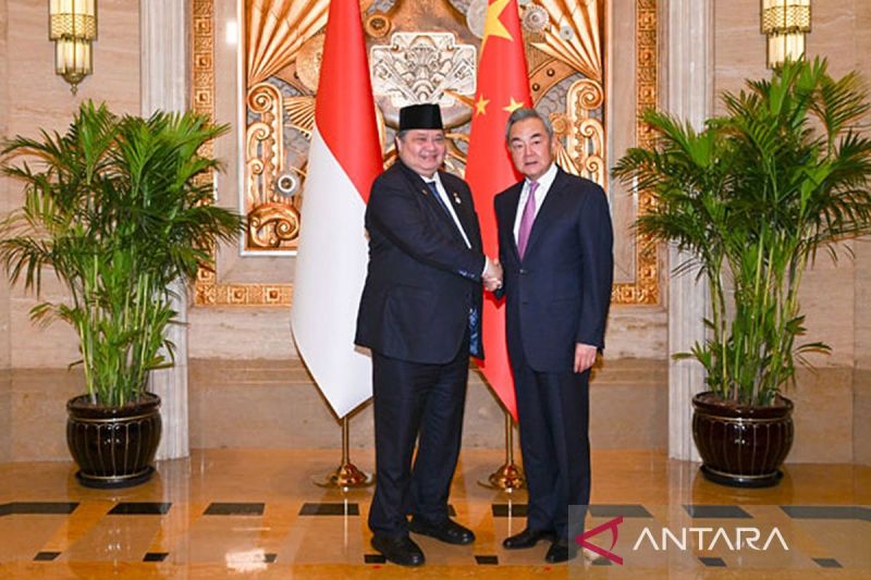 Wang Yi dorong penguatan investasi China di Indonesia