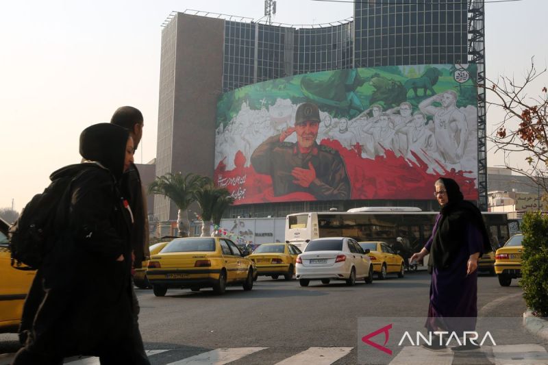 Ledakan terdengar di Iran saat AS umumkan gelombang baru serangan