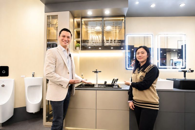 Christian Sugiono bagikan kiat pilih bak cuci piring di dapur