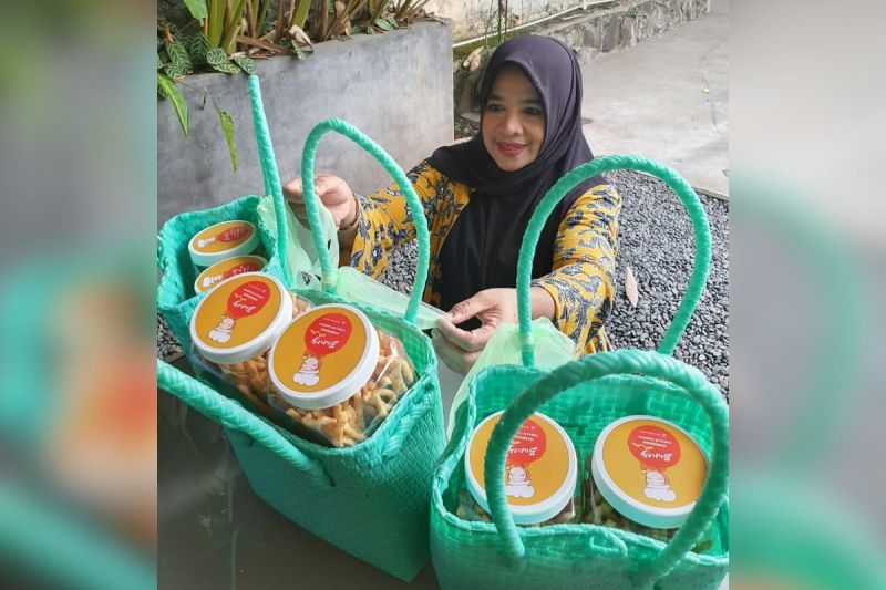 Kisah UMKM di Cimahi, omzet meningkat berkat pelatihan sertifikasi halal BRI Peduli