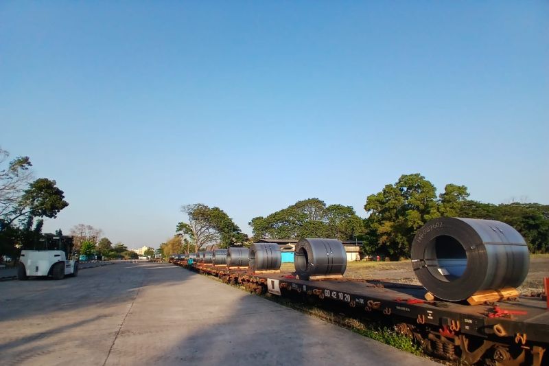 KAI Jakarta angkut 71.860 ton peti kemas sepanjang 2026