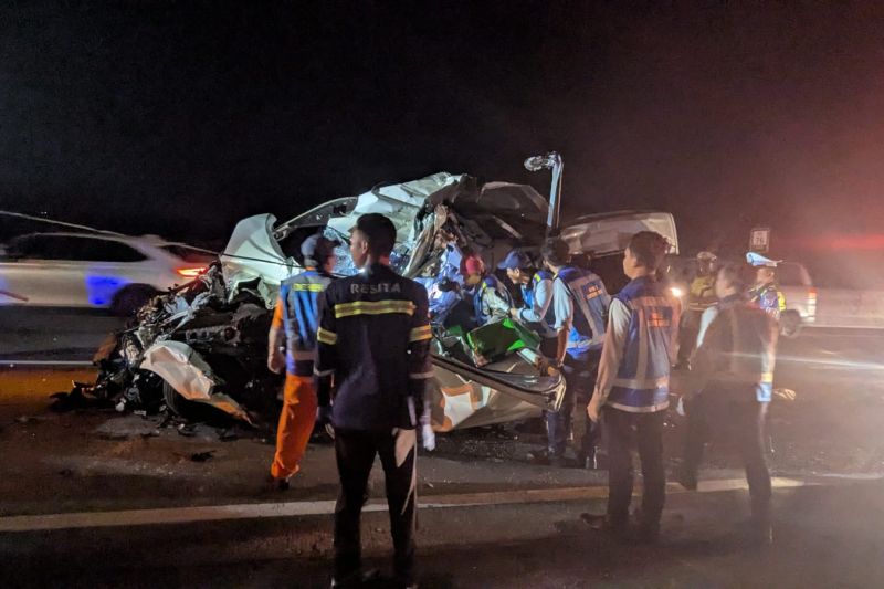 Tiga orang tewas dalam insiden kecelakaan di Tol Pandaan-Malang