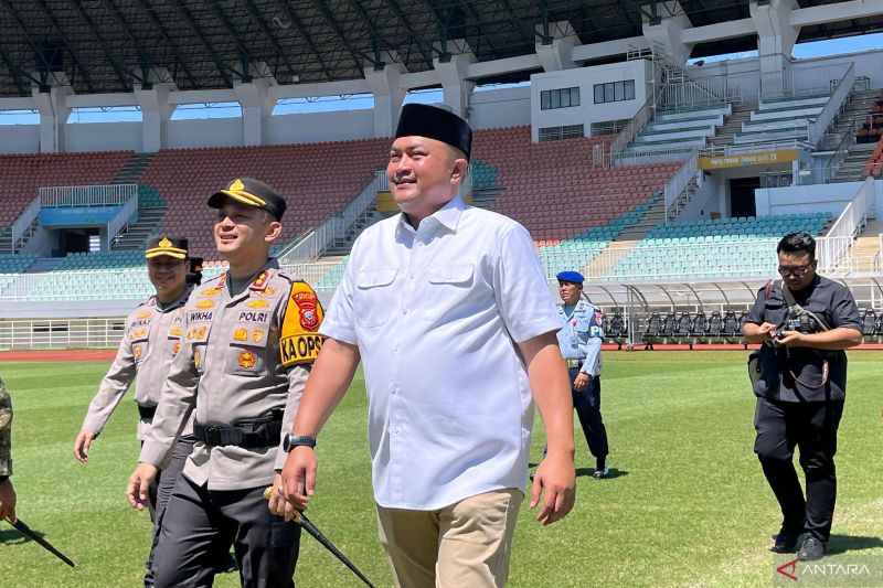 Bogor rampungkan perbaikan atap Stadion Pakansari jelang Piala AFF