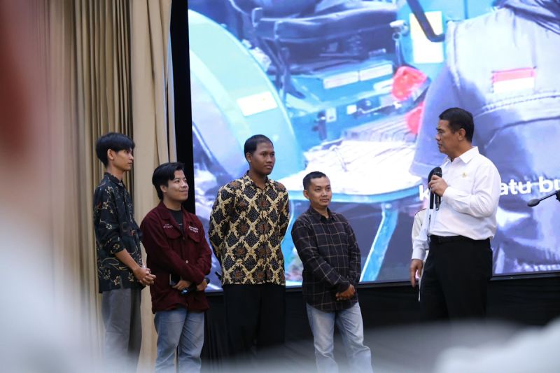 Mentan Amran ajak pengusaha muda bangun pertanian modern Indonesia