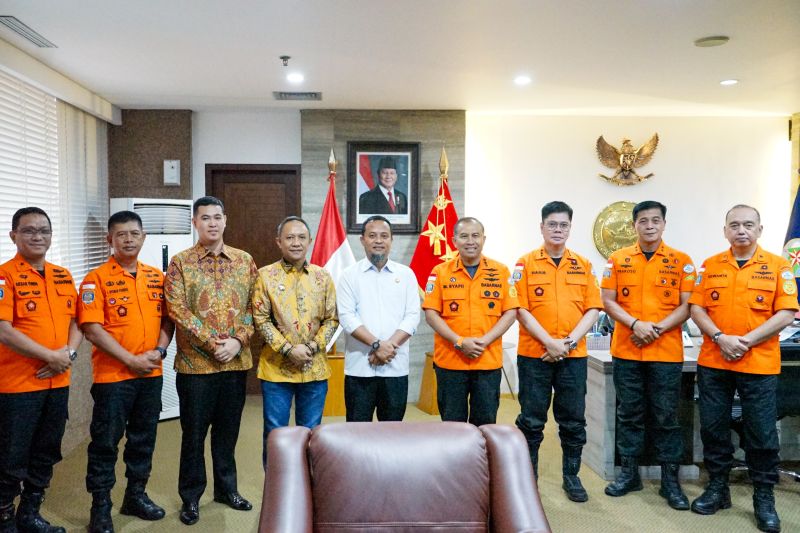Gubernur Sulsel laporkan proses evakuasi KM Nurul Salsa ke Basarnas